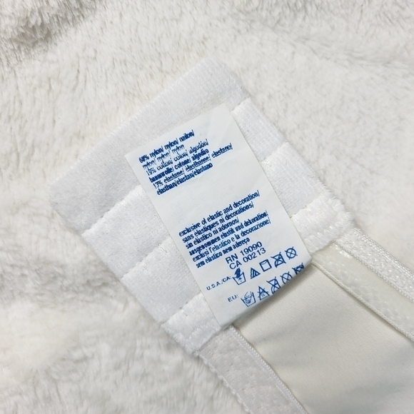 Olga Strapless Underwire White Lace Bra. Style# 36632 - Picture 6 of 11